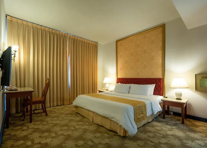 Ariston Hotel 4*