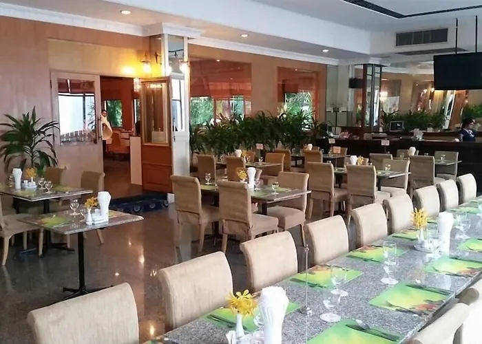 Ariston Hotel 4*