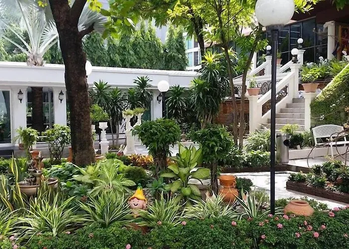 Hotel Ariston Bangkok
